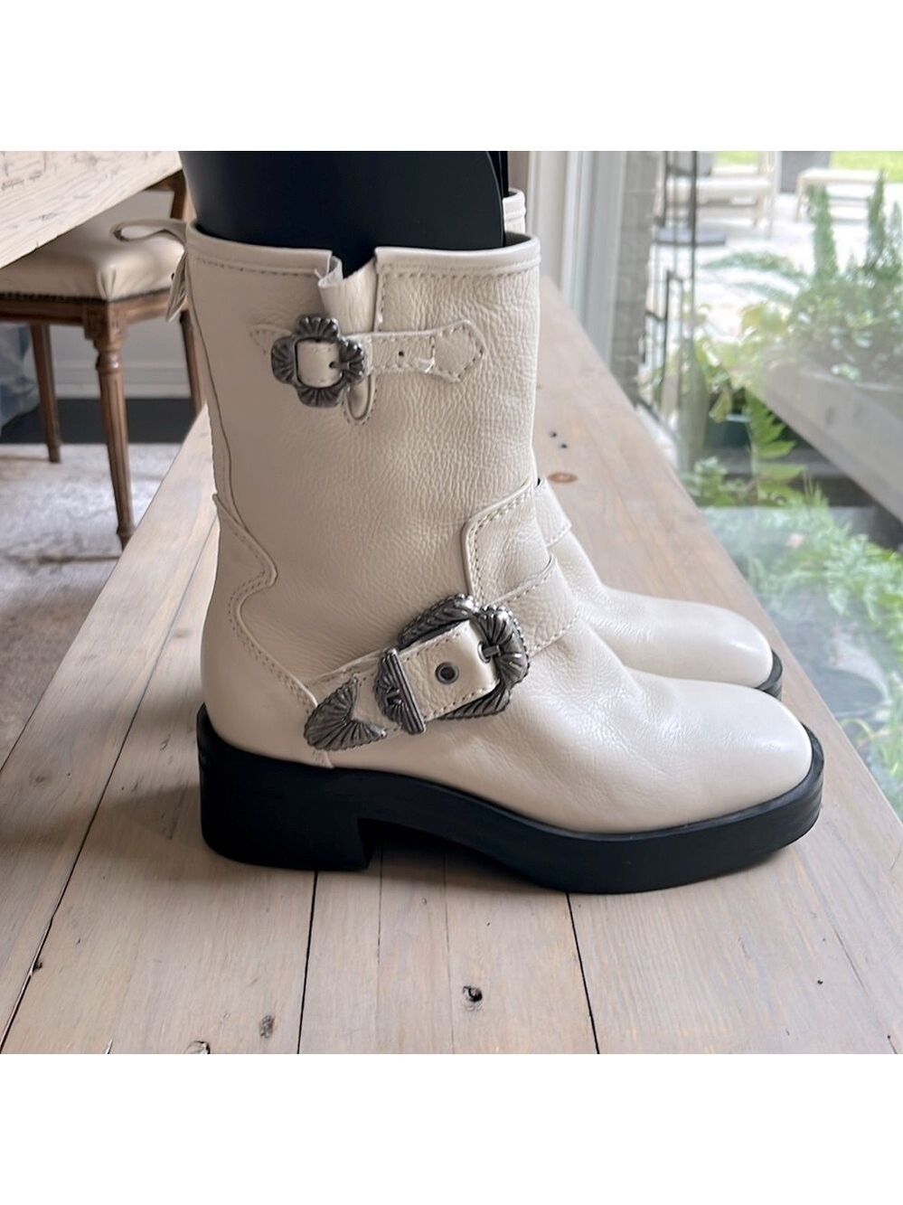 New Larroude Hardy Platform Leather Moto Buckle Boot in Off White Size 5 - Picture 4 of 15